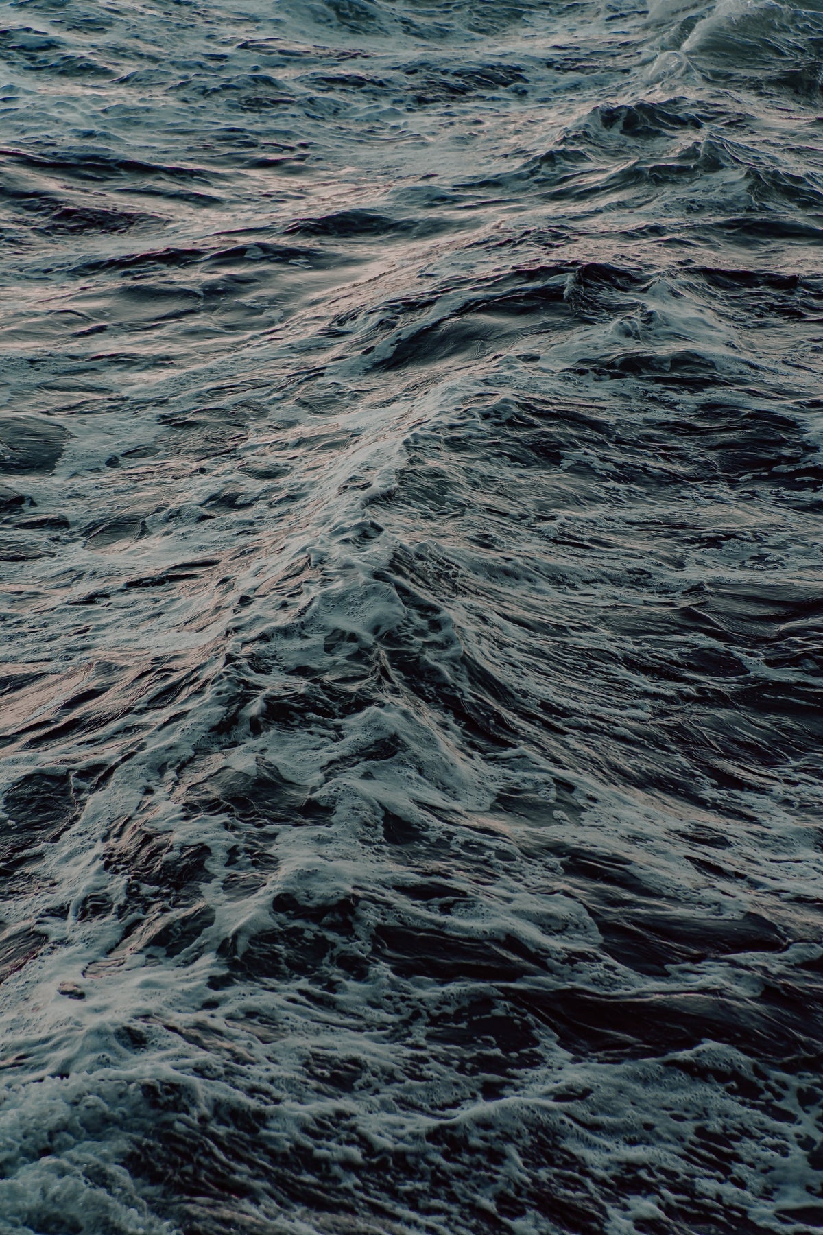 Ocean waves at dusk